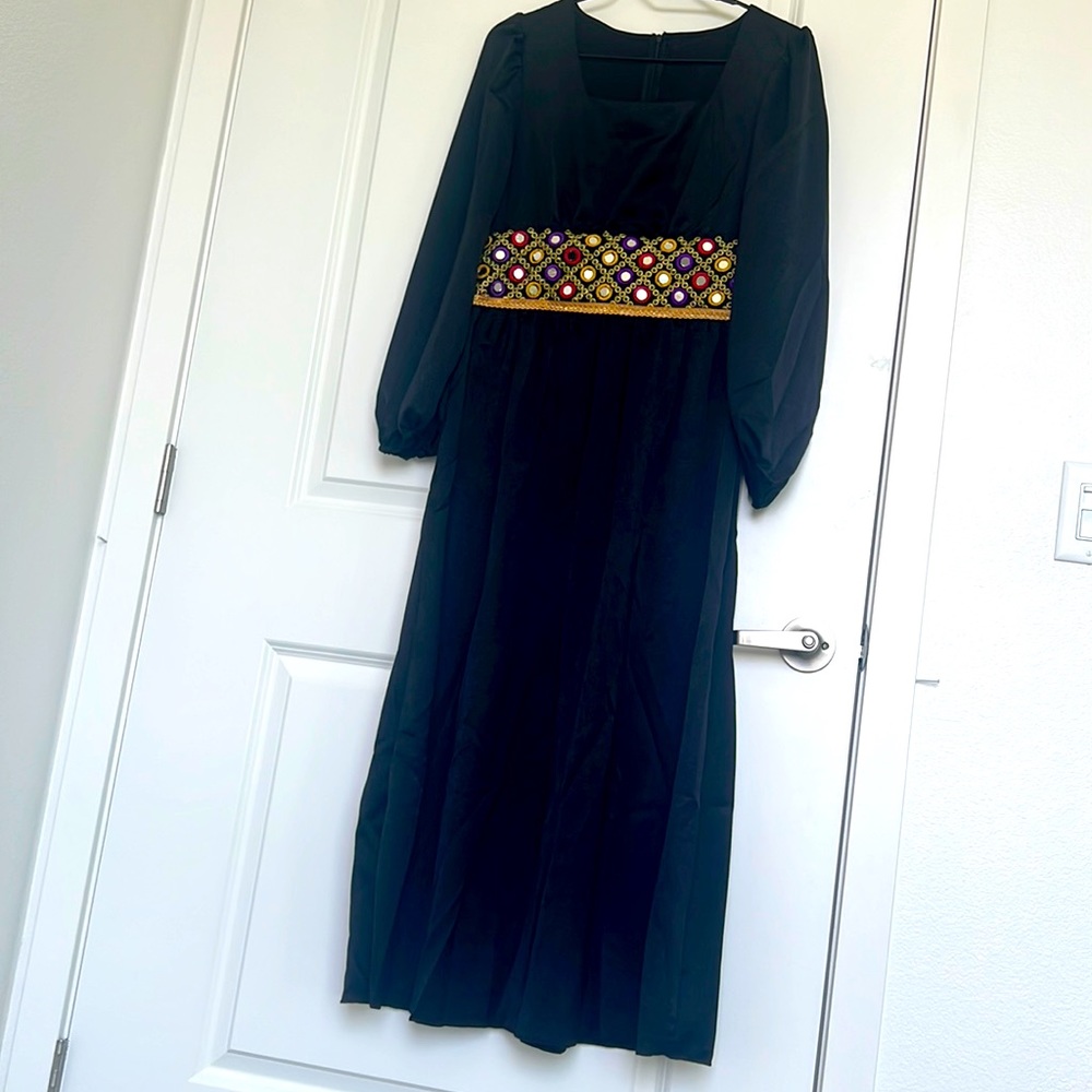 Simple black dress with embroidery on the waist, size M